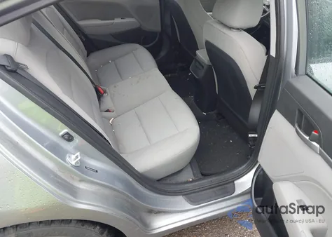 2017 Hyundai Elantra Se из США, поврежденный, VIN 5NPD84LF8HH043226